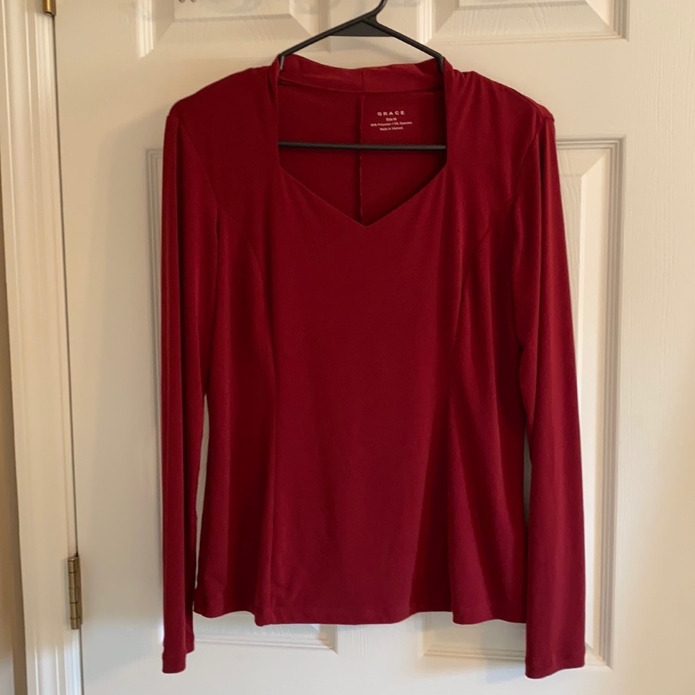 Burgundy blouse! 💖